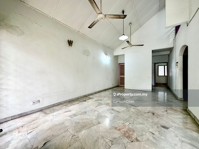 1.5 Storey, Good condition, freehold, good land size