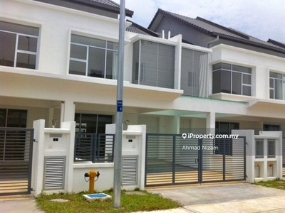 2 Storey Link House at Damai Residence Kemuning Utama