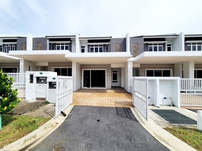 2 Storey Terrace House, Kota Puteri (Elaisha), Batu Arang
