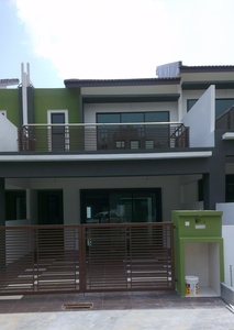 2 Sty Terrace Gated & Guarded Aria Park, Mantin
