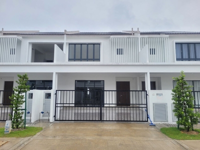 BRAND NEW 2 Storey Terrace House, Setati Lakeside, Cyberjaya For Sale