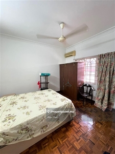 Double Storey Semi D Landed Full Furnish with Spacious Land Usj 5