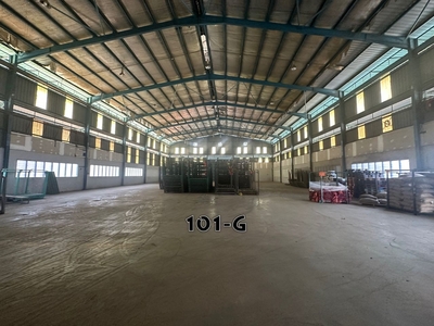 Facing Mainroad Sharing Warehouse With Cf For Rent
