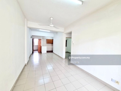 Facing Pool View Condo Unit Partially Furnished Full Loan Flex Depo