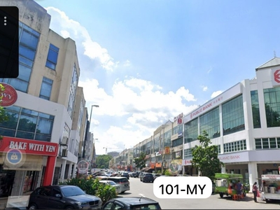 Ground Floor Bandar Puteri Puchong 2 Shoplot For Rent