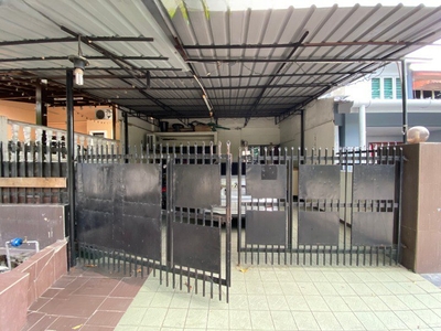 (SPACIOUS) Taman Melur, Ampang, Double Storey Terrace