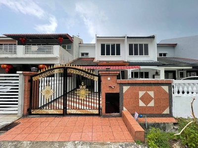(VACANT+WELL MAINTAINED) Taman Kinrara, Puchong, Double Storey Terrace