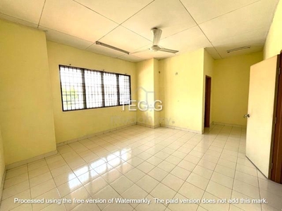 2 Sty House in Bandar Parklands wt 1 Aircond Gated Guarded