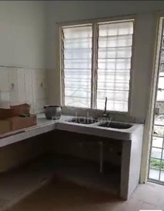 Puchong Jaya Jalan Merak Double Storey House For Rent