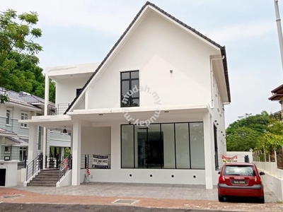 PRIVATE LIFT Bungalow House Presint 10 Putrajaya