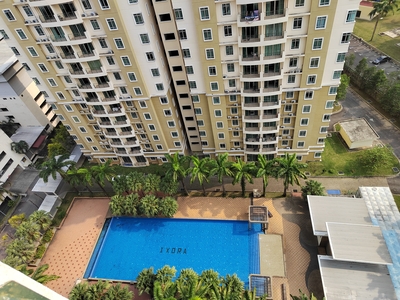Ixora Bukit beruang apartment MMU 4 bedrooms 2 bathrooms pool view for rental