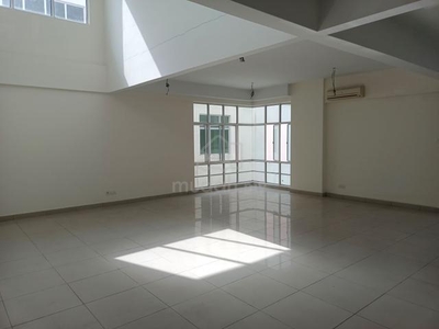 Penthouse for sale in Subang Olive, Subang Jaya. 4915sf. 4 carpark