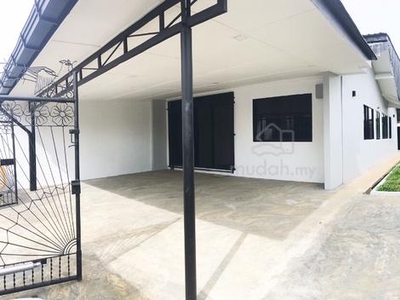 Single Storey Terrace House Corner at Pecky, Kenyalang Kuching