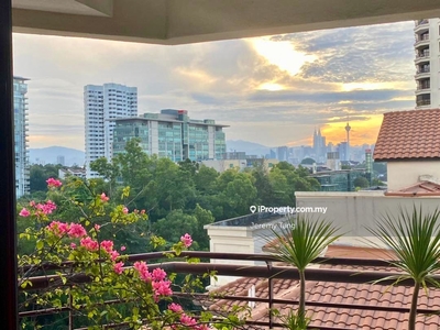 Well Maintained Corner Residence with Serene KLCC and Greenery View