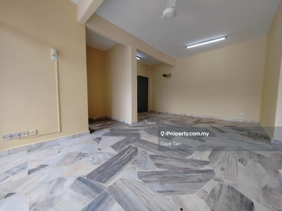 1st Floor Dahlia Apartment Bukit Beruntung Jalan Melor Rawang