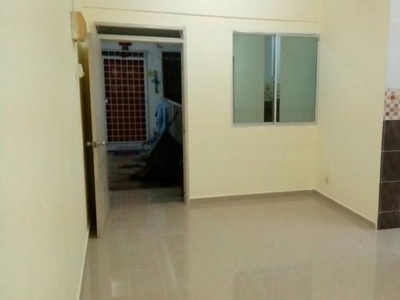 3 bedroom Flat for sale in Ampang