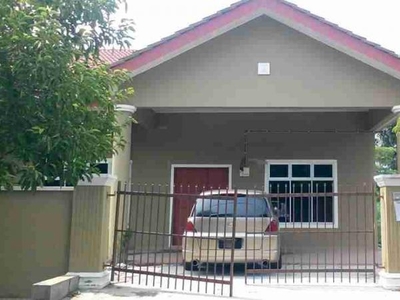 3 bedroom Semi-detached House for sale in Muar