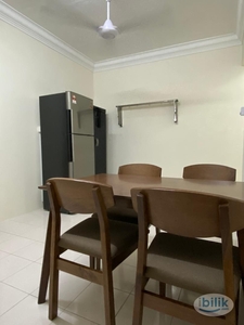 [3 MIns Walk to MRT!!] Newly Renovated with Air Con Middle Room at Segar View, Cheras
