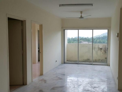5 bedroom Condominium for sale in Seri Kembangan