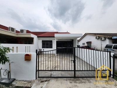 Budget Rent!! Single Storey Renovated with Vintage Designed in Taman Sentosa!! Good for couple