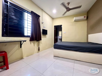 ️ EARLY BIRD PROMO ✨BIG BIG Master Room at Jalan Abad , Johor Bahru