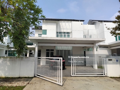 For Sale Double Storey Semi-Detached House @ Resort Homes, Sendayan