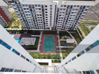 Freehold Lakefront Homes Apartment - 3 min to Tamarind Square