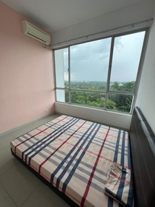 Greenfield Regency/ Tampoi/ For Rent