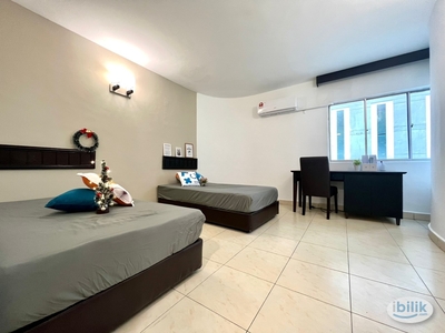 Hotel Concept Master Room at Johor Bahru Checkpoint, CIQ - ( RM 300 Booking Fees )
