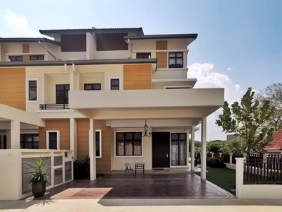 Kajang Freehold Double Storey House For Sale 20x70 only 7xxk