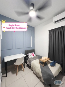 Low Deposit Low Rental Non Partition Single Room with Private Bathroom at Razak City Residences