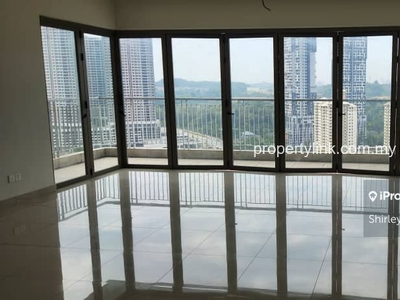 Luxurious High Floor Unit with a Private Lobby