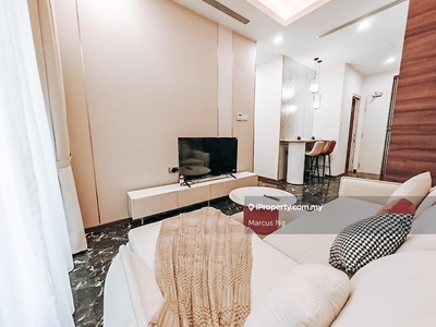 Luxury 1 Bedroom Semi Furnished Sentral Suites @ Royce Residence