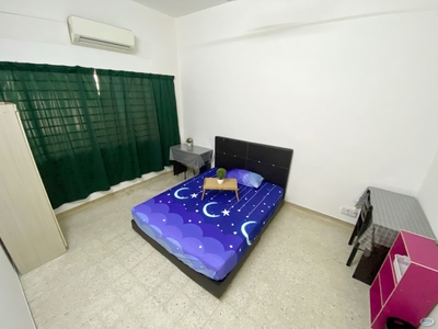 Medium Room for rent at SS15 Subang Jaya ✅