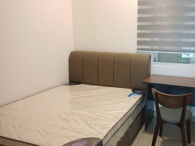 Middle Room (Female ) at Mutiara Ville, Cyberjaya with WIFI+ELECTRICITY