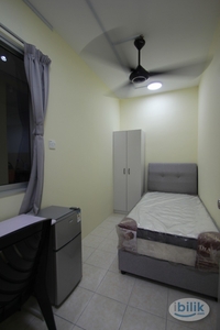 Middle Room with Private Fridge (Female Unit)