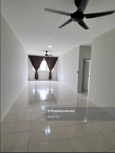 Platinum Oug Unit For Rent with Partly Furnished