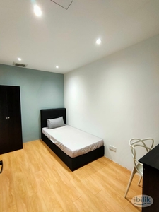 [Q Inn] Zero Deposit‼ Master Room for Rent at PJS 8, Bandar Sunway / Subang Jaya