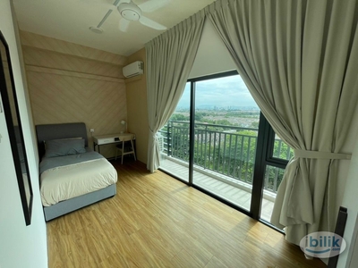 Single Room With Balcony at Armani Soho, USJ 1, Subang Jaya