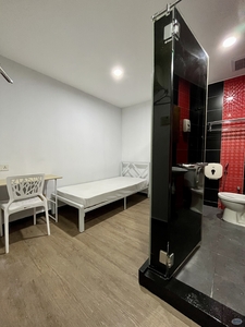 | Mix gender unit SS4 Co-living Hotel