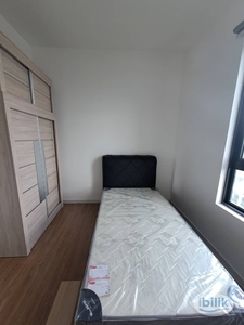Small Room Available to Rent at Aster Residence, Cheras