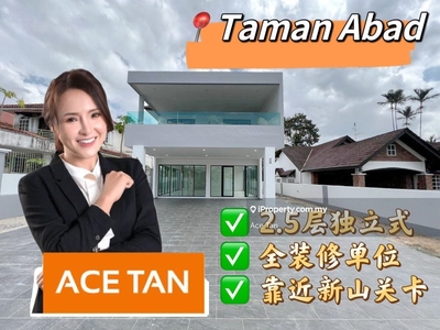 Taman Abad @ Jb Town Area - 2.5 Storey Bungalow House - For Sale