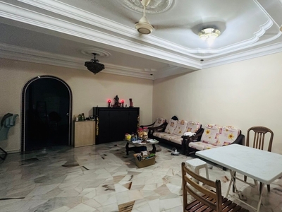 Taman Skudai Baru / Tun Aminah @ Double Storey Terrace House for Rent