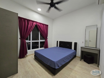The Holmes Residence, Cheras, Master Room, Fully Furnished, Muslim Female Only,near HUKM