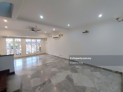 USJ 18 - Double Storey Newly Refurnished for Rent