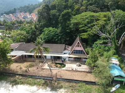 Villa Batu Feringgi For Sale Malaysia