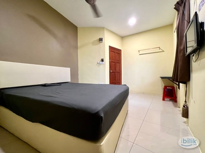 ZERO DEPOSIT Cool Living Master Room Walking Distance to KSL Johor Bahru, Johor
