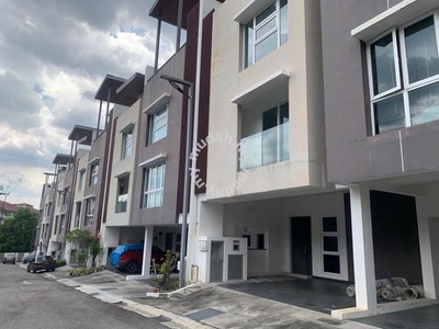 Canary Residence, Partly Furnished 3 Stry House Cheras Segar
