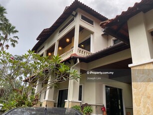 2 Storey Corner Balinese Resort Style Bungalow with Lake View