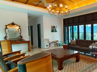 Balinese Resort Home For Rent - Spacious With Modern Amenities